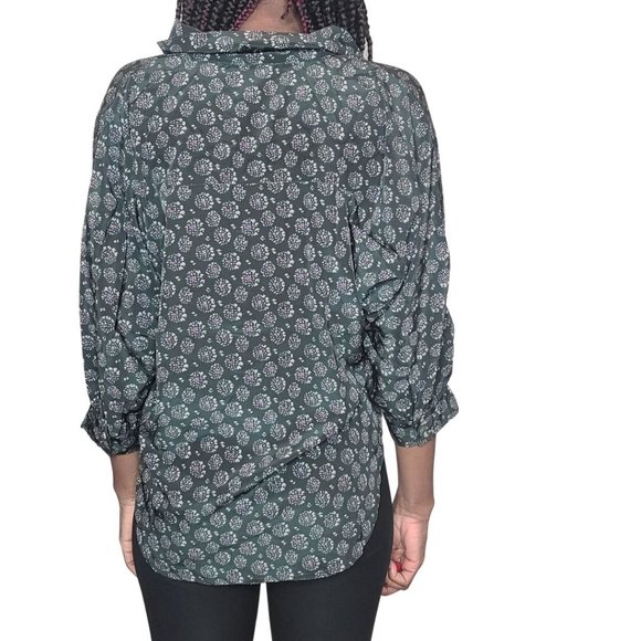 Line & Dot Floral Button Down Blouse - Picture 2 of 3